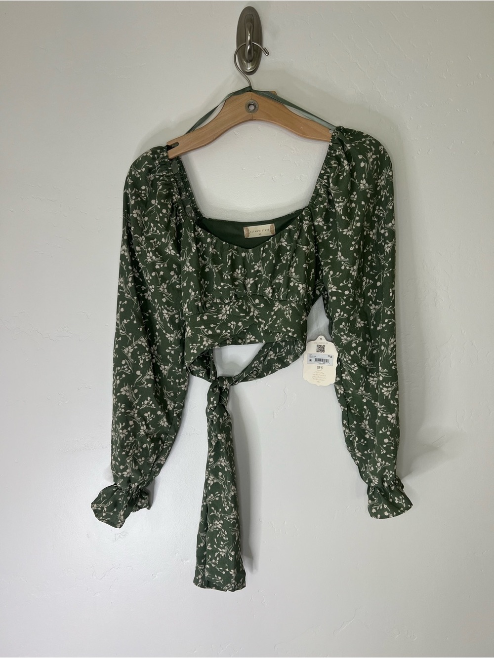 NWT Altar'd State Olive Green Floral Tie-Back Long Sleeve Flowy Crop Top